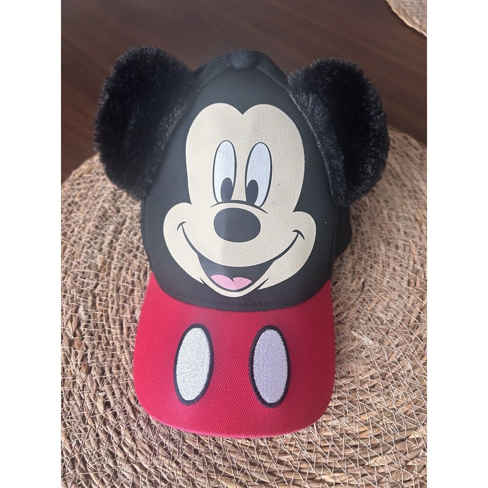 Disney Mickey Mouse Cap color Black & Red for kids pre owned great condition